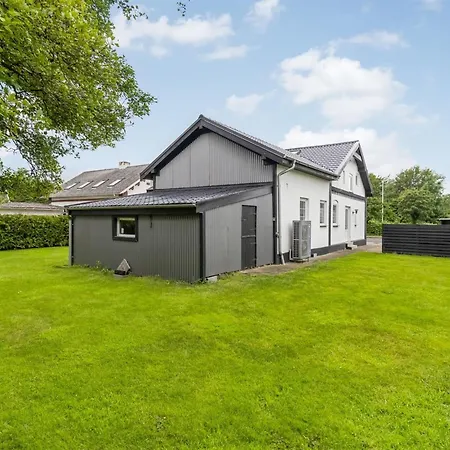 Aliza - 14km From The Sea By Interhome Feriehus *