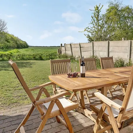 Aliza - 14km From The Sea By Interhome Bredebro