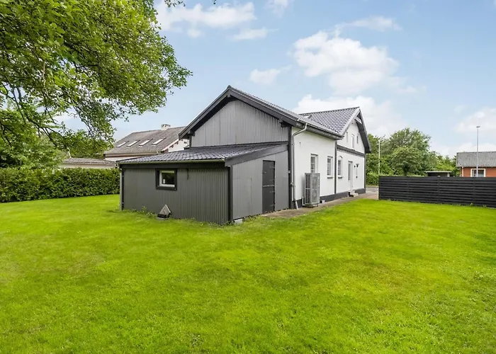 Aliza - 14km From The Sea By Interhome Hébergement de vacances *